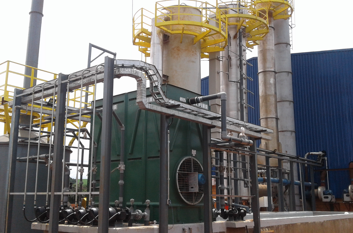 Incinerador de Resíduos industriais para tratamento térmico
